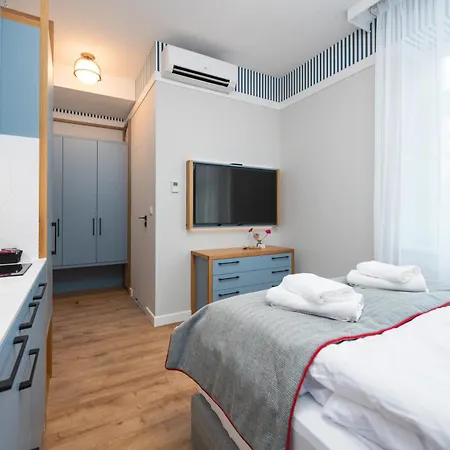 Hello Apartman *