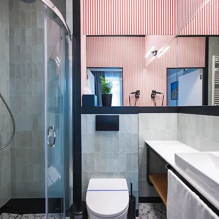 Hello アパート ソポト